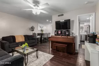 Photo #3: 6673178 Listing 