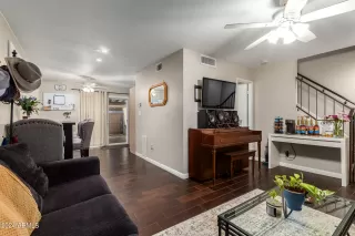 Photo #4: 6673178 Listing 