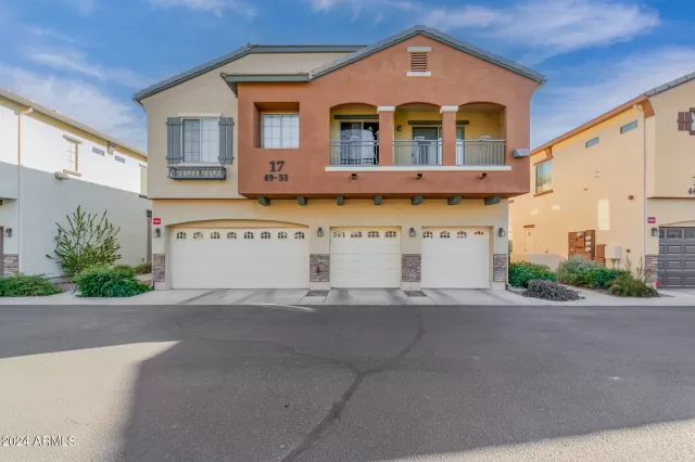 MLS: 6673187 Condo For Sale