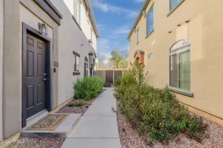 Photo #2: 6673187 Listing 