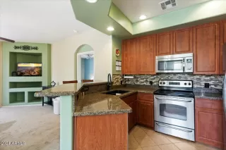 Photo #3: 6673225 Listing