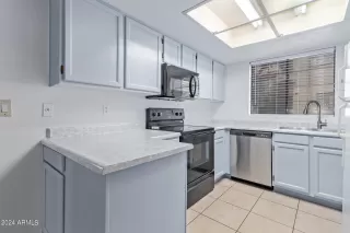 Photo #6: 6673572 Listing