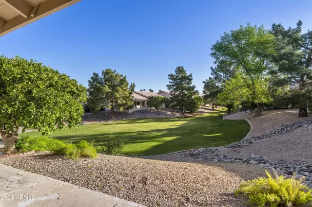 MLS: 6673590 Condo For Sale