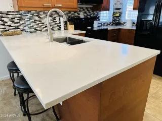 Photo #6: 6673703 Listing