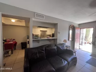 Photo #6: 6673754 Listing