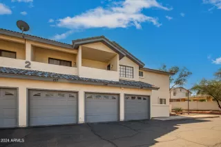 Photo #3: 6673852 Listing