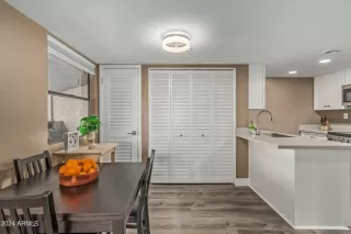 Photo #5: 6673885 Listing 