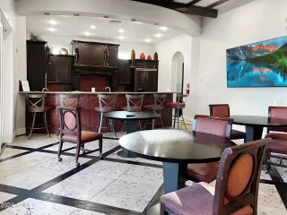 Photo #3: 6673979 Listing