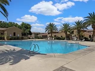 Photo #6: 6673979 Listing