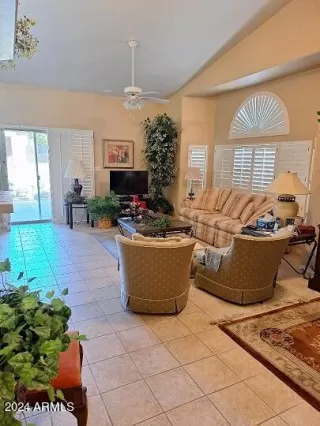 Photo #3: 6674056 Listing 