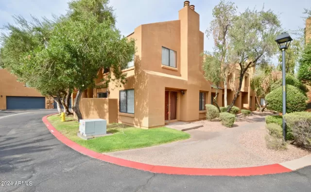 MLS: 6674139 Condo For Sale