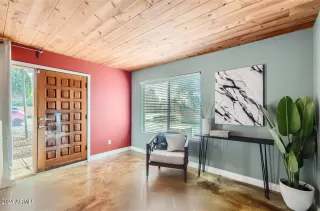 Photo #2: 6674139 Listing