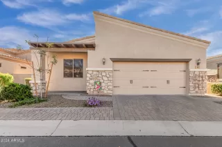 Photo #2: 6674261 Listing