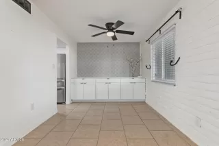 Photo #2: 6674270 Listing