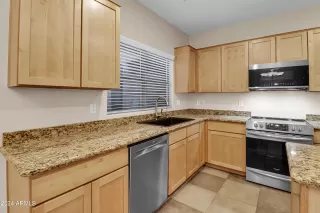 Photo #4: 6674283 Listing