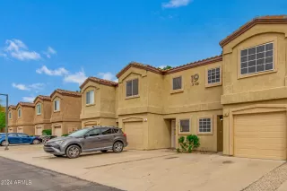 Photo #3: 6674358 Listing