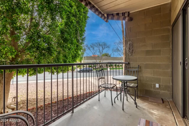 MLS: 6674515 Condo For Sale