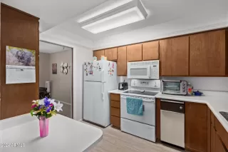 Photo #5: 6674515 Listing 