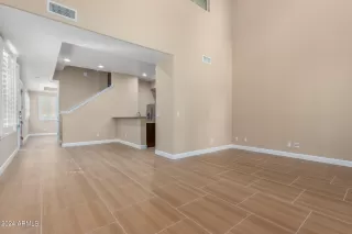 Photo #6: 6674566 Listing