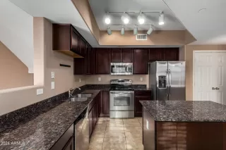 Photo #6: 6674582 Listing 