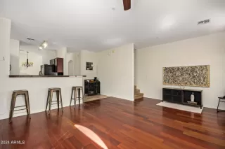 Photo #2: 6674624 Listing