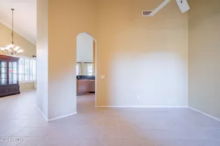 Photo #4: 6675161 Listing