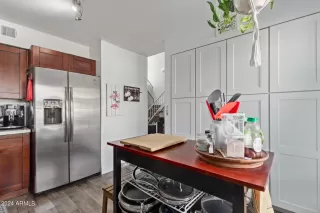 Photo #6: 6675262 Listing