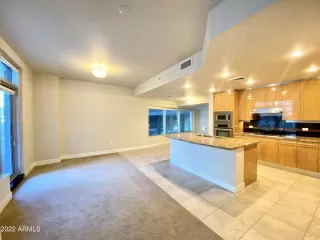 Photo #5: 6675854 Listing