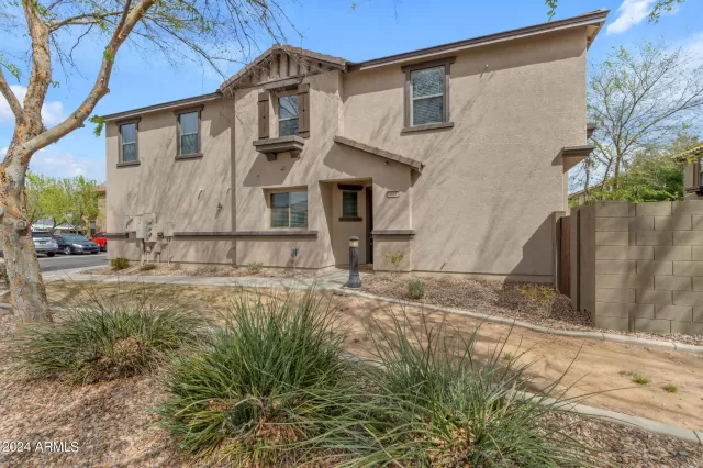 MLS: 6676025 Condo For Sale