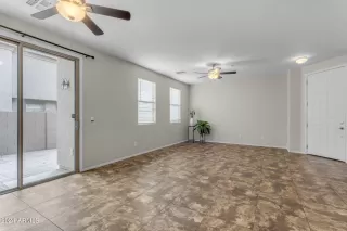 Photo #5: 6676025 Listing