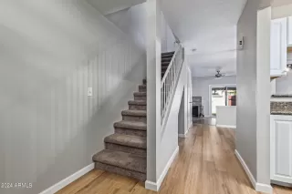 Photo #3: 6676137 Listing