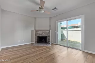 Photo #5: 6676137 Listing