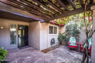 Photo #2: 6676217 Listing