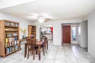 Photo #5: 6676217 Listing