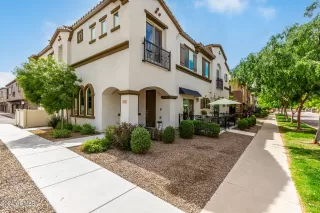 Photo #2: 6676307 Listing 