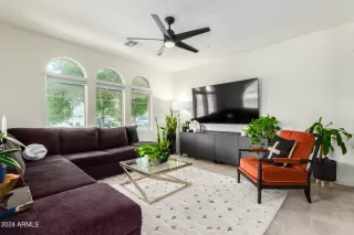 Photo #4: 6676307 Listing 