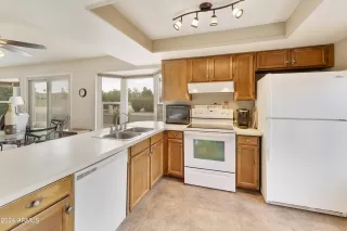 Photo #4: 6676338 Listing