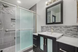 Photo #3: 6676670 Listing 