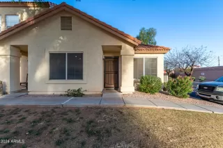 Photo #5: 6676670 Listing 