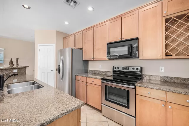 MLS: 6676780 Condo For Sale