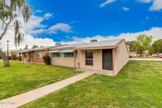 Photo #2: 6676806 Listing