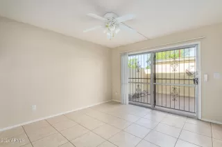 Photo #6: 6676926 Listing 