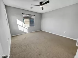 Photo #4: 6676968 Listing