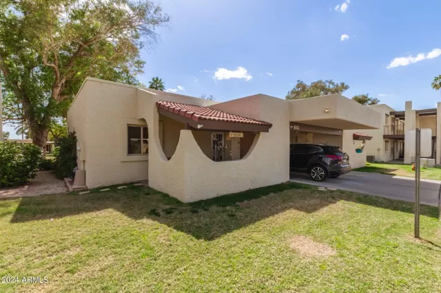 MLS: 6677230 Condo For Sale