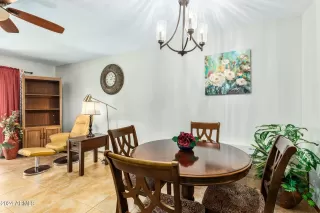 Photo #6: 6677230 Listing