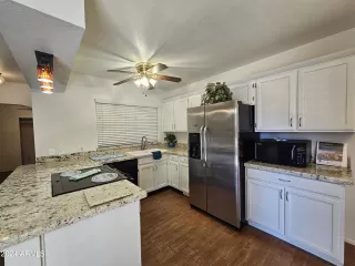 Photo #6: 6677399 Listing