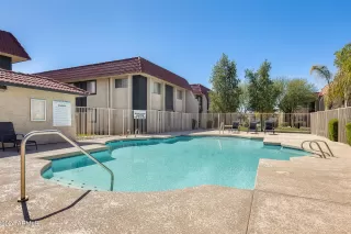 Photo #2: 6677409 Listing 