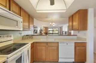 Photo #4: 6677553 Listing