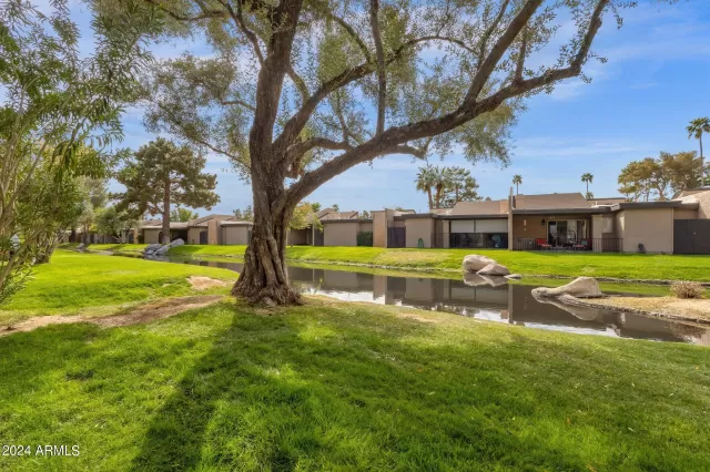 MLS: 6677624 Condo For Sale