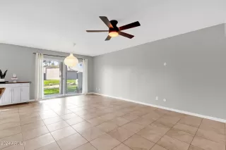 Photo #5: 6677624 Listing